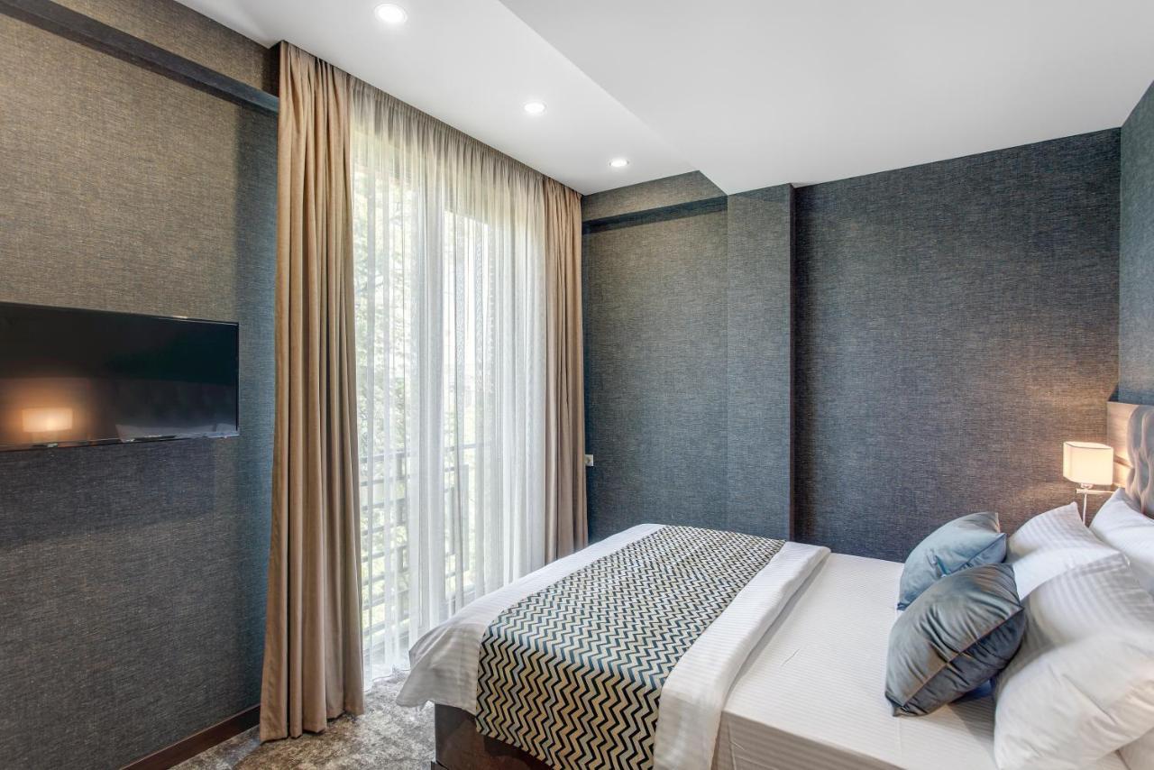 Vinum Hotel ティビリシ エクステリア 写真